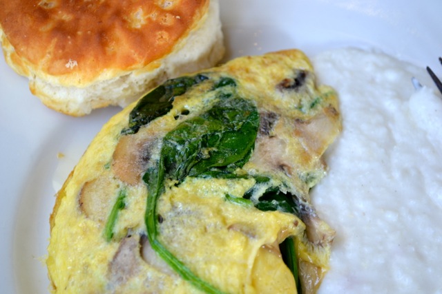Spinach, Mushroom, and Goat Cheese Omelette + Roasted Garlic Grits + Biscuit