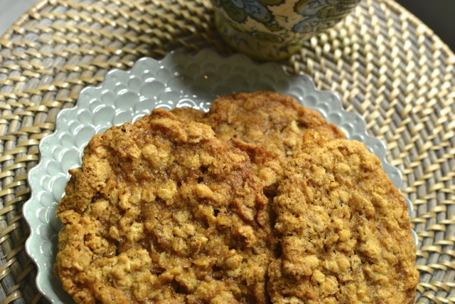 Buttery Oatmeal Cookies