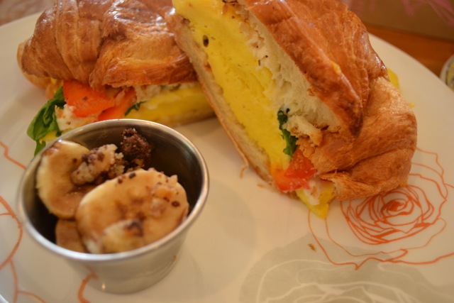 Croissant with Egg and Veggies