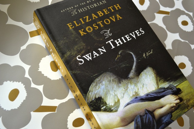 Books: The Swan Thieves