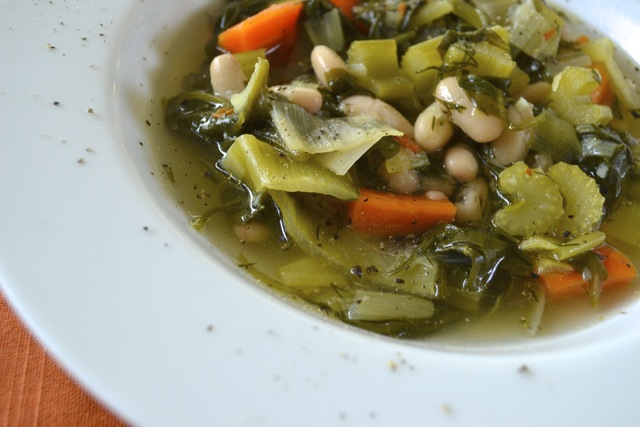 Recipe: Spinach and White Bean Soup 